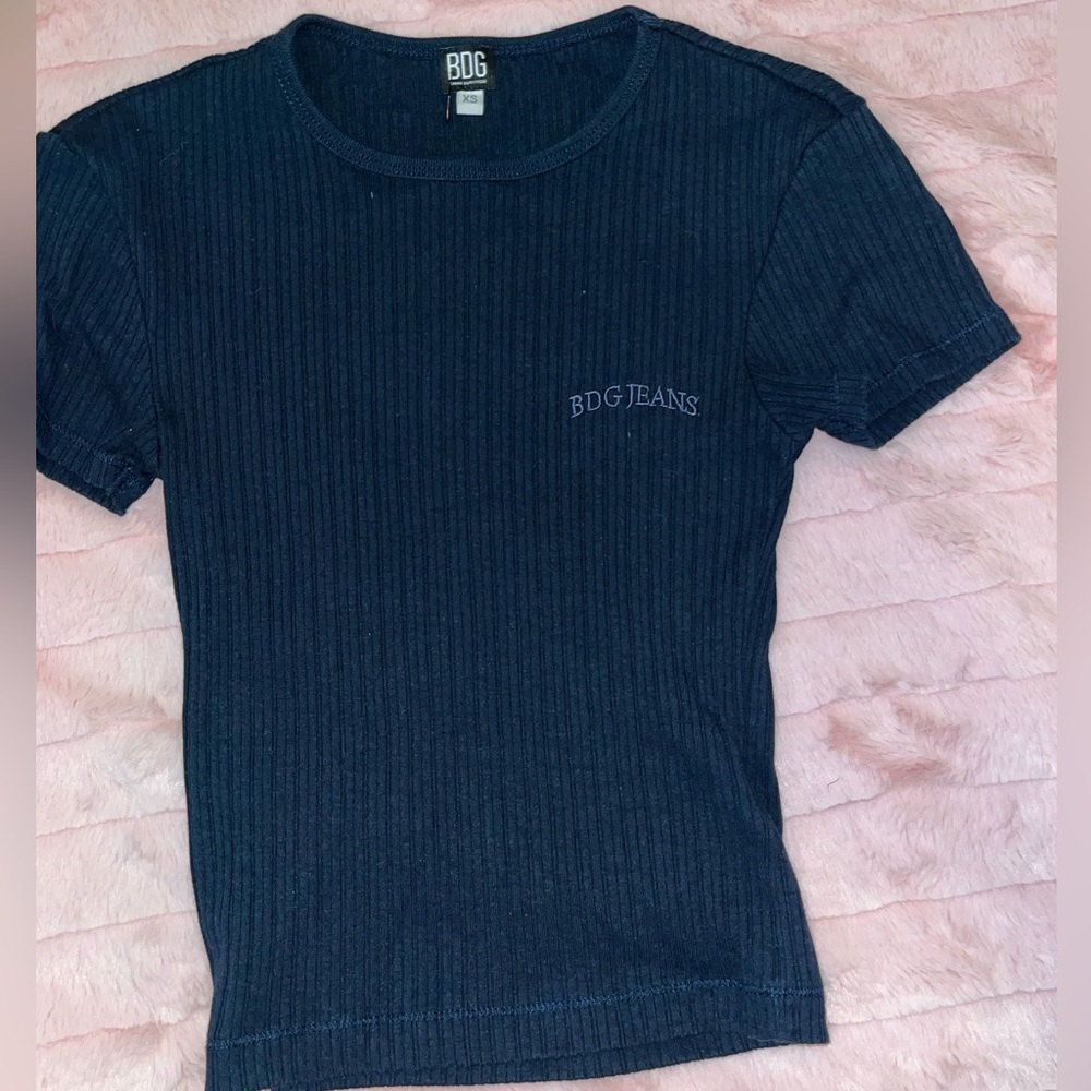 bdg jeans tee